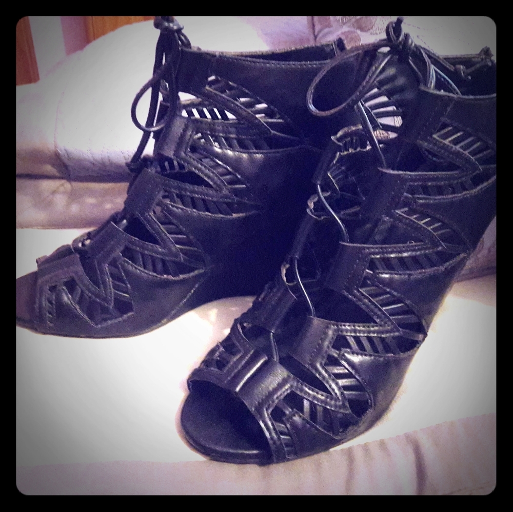Metaphor ladies shoes size 8